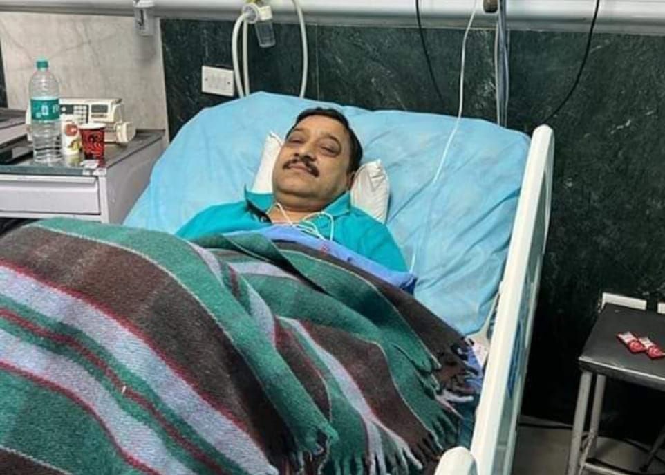 Himachal : सांसद सुरेश कश्यप की बिगड़ी तबियत, दिल्ली के अस्पताल के ICU में भर्ती..