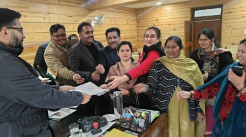 Paonta Sahib: नगर पालिका परिषद पांवटा साहिब की कार्यकारी अधिकारी के खिलाफ शिकायत..