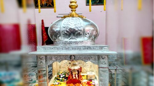 Sirmaur: 125 किलो चांदी के गर्भगृह में विराजीं मां काली, 7 तोले सोने का शिखर बना आकर्षण का केंद्र