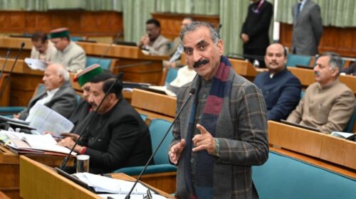 हिमाचल विधानसभा में विपक्ष का हल्ला बोल, CM सुक्खू खिलाफ विशेषाधिकार हनन का नोटिस