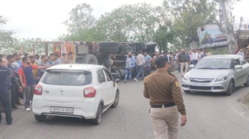 हिमाचल प्रदेश के ज्वालामुखी में हादसा, लंगर सेवा कर लौट रहे श्रद्धालुओं का ट्रक पलटा, 25 घायल, 5 की हालत गंभीर