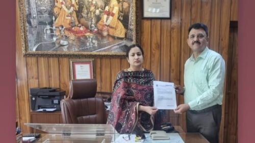 “पांवटा साहिब विकास मंच” ने उठाया प्राइवेट स्कूल एडमिशन फीस का मुद्दा, DC सिरमौर को सौंपा ज्ञापन..