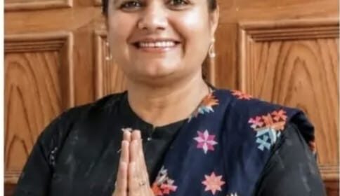 Paonta Sahib : वार्ड-6 का चुनावी मुकाबला बेहद रोचक, इंद्रप्रीत कौर को मिल रहा व्यापक समर्थन..