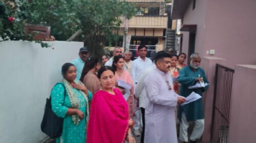 Paonta Sahib : वार्ड 12 में निर्दलीय प्रत्याशी वीनू सैनी सबसे अधिक चर्चित चेहरा, लोंगो का मिल रहा भरपूर प्यार व समर्थन..