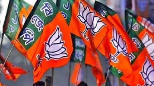 हिमाचल निकाय चुनाव: BJP ने कांग्रेस प्रत्याशी पर लगाया शराब बांटने का आरोप, चुनाव आयोग को सौंपी शिकायत