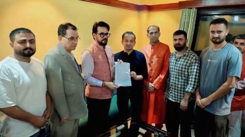 हाटी विकास मंच ने सांसद अनुराग सिंह ठाकुर को सौंपा ज्ञापन, हाटी समुदाय के अधिकारों एवं गिरिपार के विकास के लिए की प्रभावी पहल