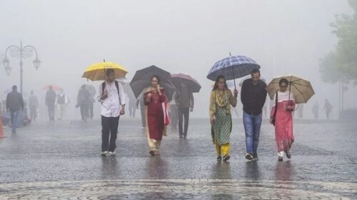 हिमाचल के इन जिलों में आज भारी बारिश का ऑरेंज और येलो अलर्ट, यहां शिक्षण संस्थान बंद