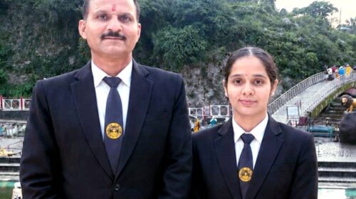 हिमाचल में बाप-बेटी का कमाल! एक ही क्लास में पढ़कर बेटी बनी टॉपर, पिता ने हासिल किया तीसरा स्थान