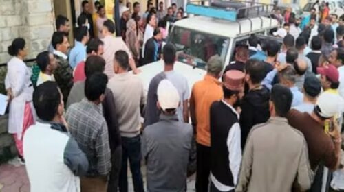 हिमाचल में बड़ा हादसा, स्कूली बच्चों को ले जा रही फॉर्च्यूनर गाड़ी खाई में गिरी….11 वर्षीय बच्ची की मौत