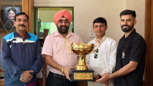 नेरवा उत्सव में गूंजा “कबड्डी-कबड्डी”, स्कॉलर्स क्लब ने जीता सबका दिल